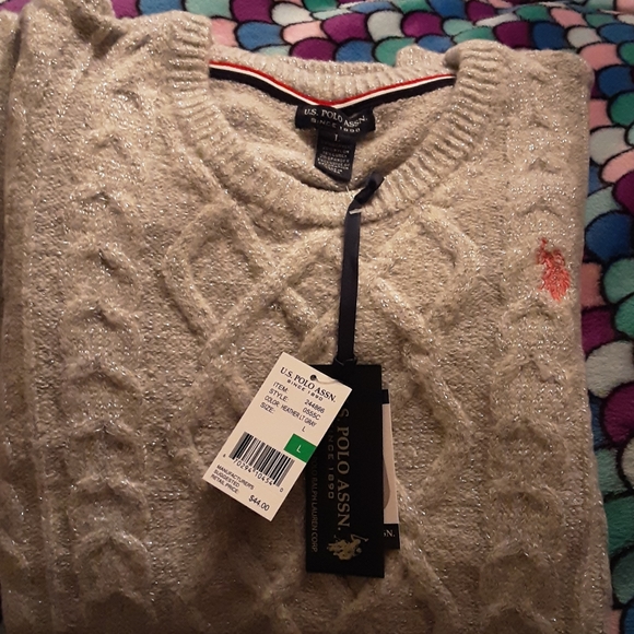 Sweater - Picture 2 of 2